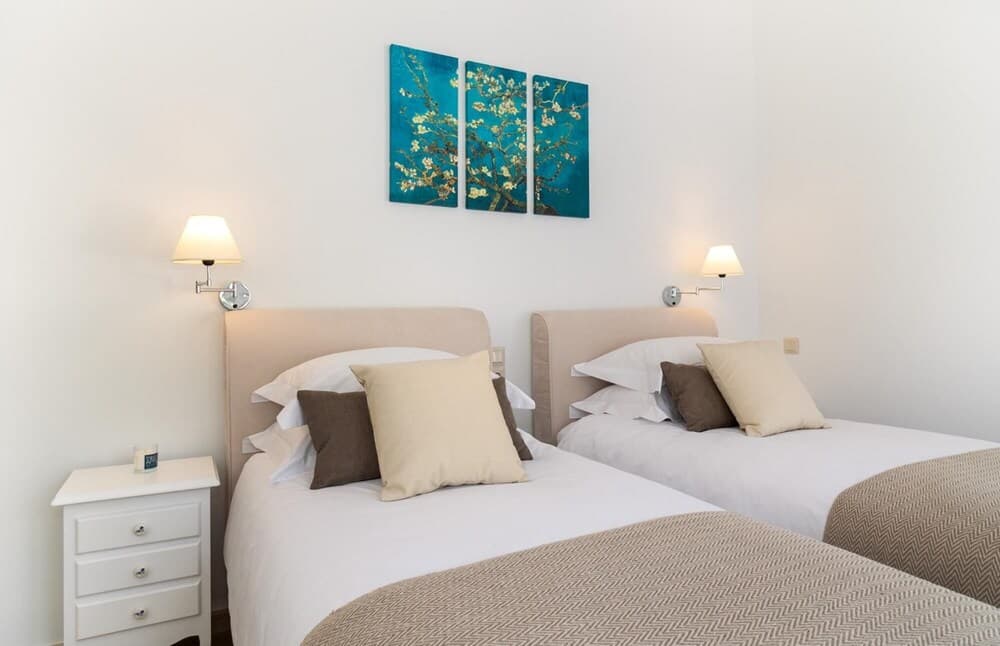 Moundela - Delightful 2 Bedroom sea View Villa