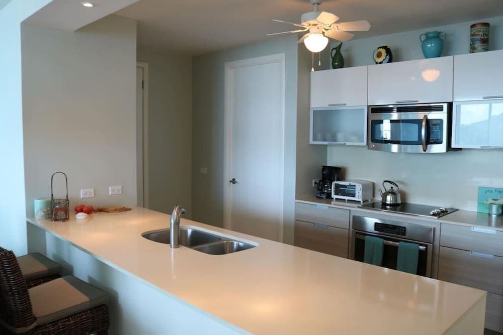 07D Great Value Luxury Resort Beachfront Oceanview