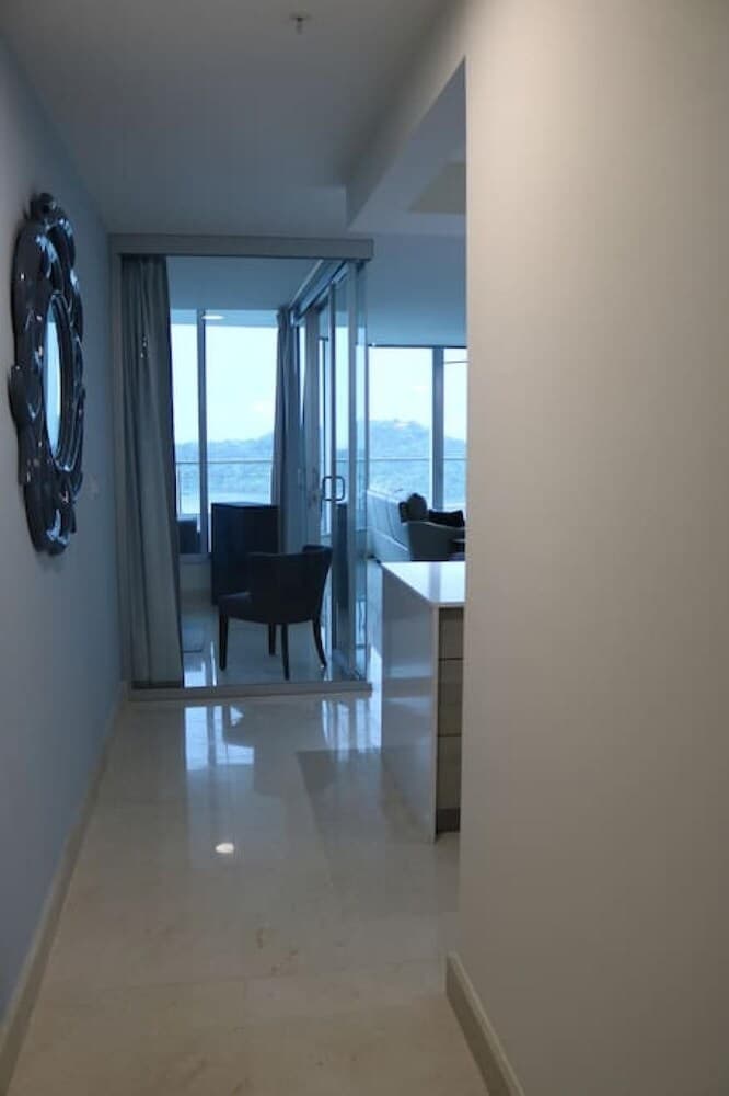 19D Luxury Resort Lifestyle Ocean Views Beachfront