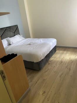 Smarts Beachfront Apartments - Mombasa