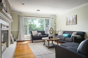 The Irish Retreat BBQ Outdoor Games Coffee Ncaa 3 905 sq ft