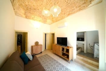 Domus Lapis - Arcuève