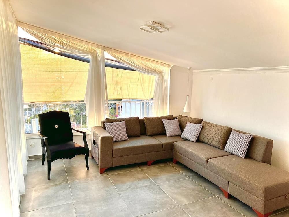 Modern Flat Near Kalkan Public Beach With Terrace