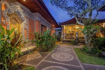 Kudesa Homestay by Pramana Villas