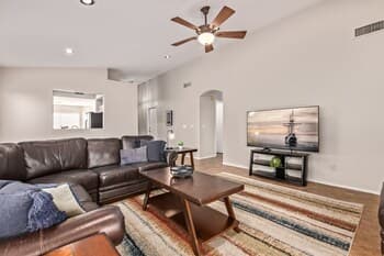 Emile Zola Peoria 3 Bedroom Home by Redawning