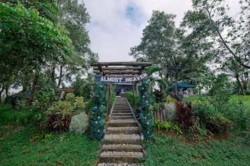 Almost Heaven Lake Resort by Cocotel