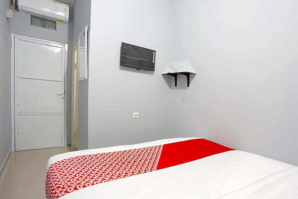 OYO 90848 J&b Rooms Bekasi