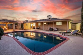 Fairmont Tempe 4 Bedroom Home by Redawning