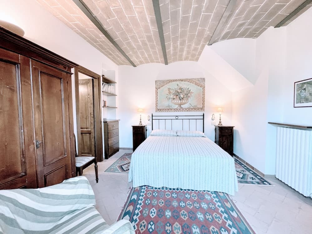 Torretta Sleeps 5 With Pool and Exclusiv