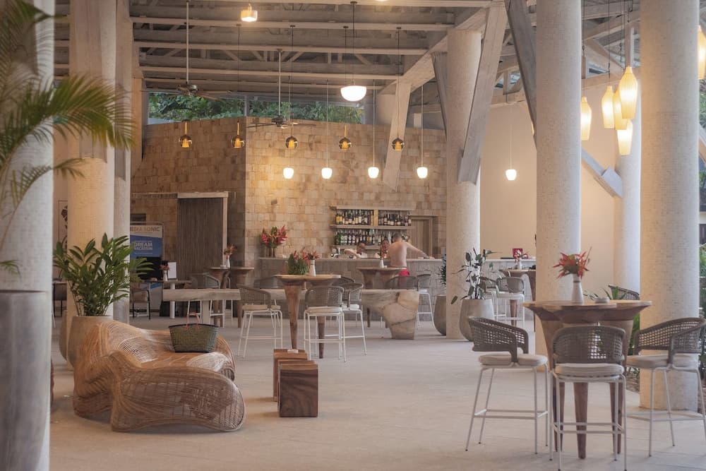 Royal Andilana Resort & Spa