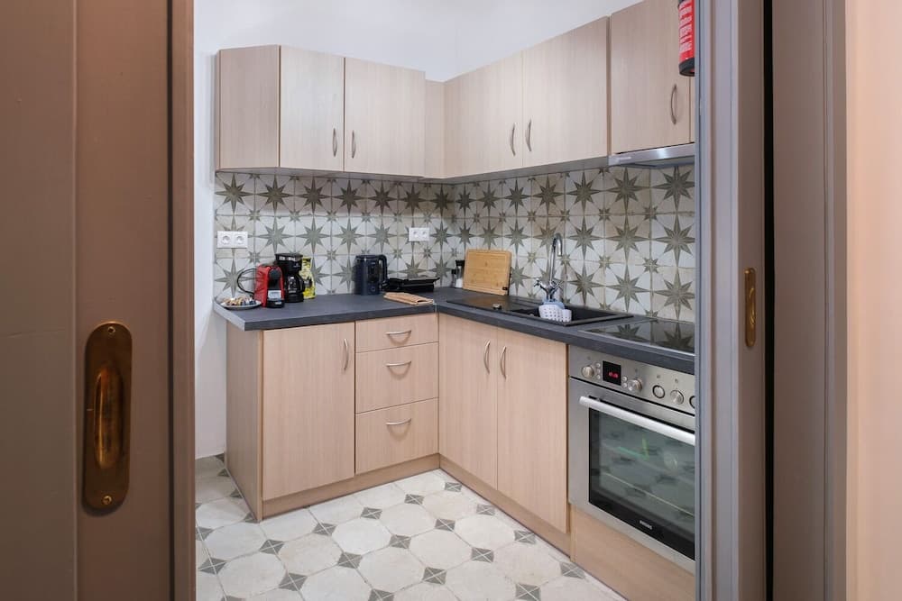 Stunning 1-bedroom Apartment in Center Athens