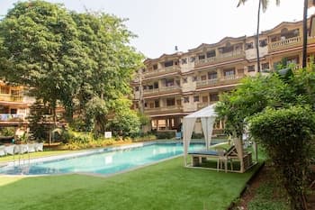 EMERALD HIGHLAND BEACH RESORT