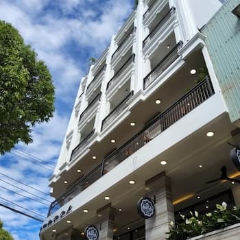 Ngon Avatar Boutique Hotel