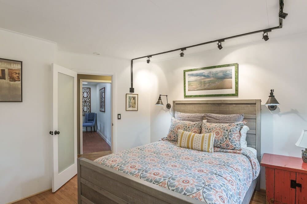 3855 Carmel Nest 3 Bedroom Home by Redawning