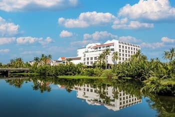 Little Oasis - An Eco Friendly Hotel & Spa