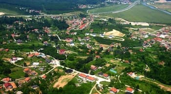 Beautiful 2-bed House in Rakovica