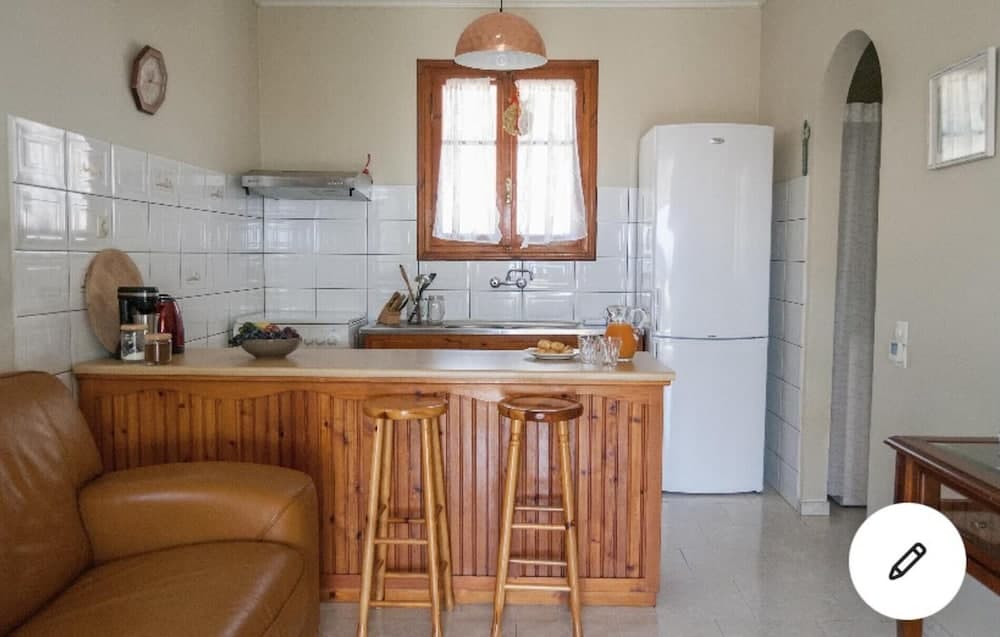 Villa Delphia One Bedroom Traditional House