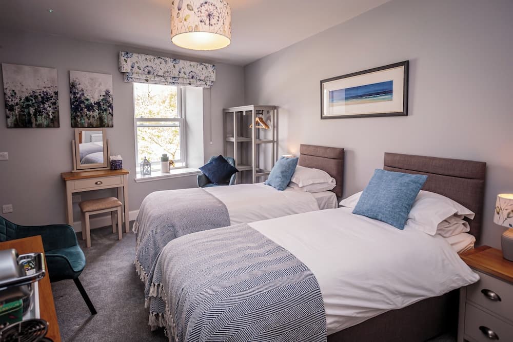 The Kenmuir Arms Hotel