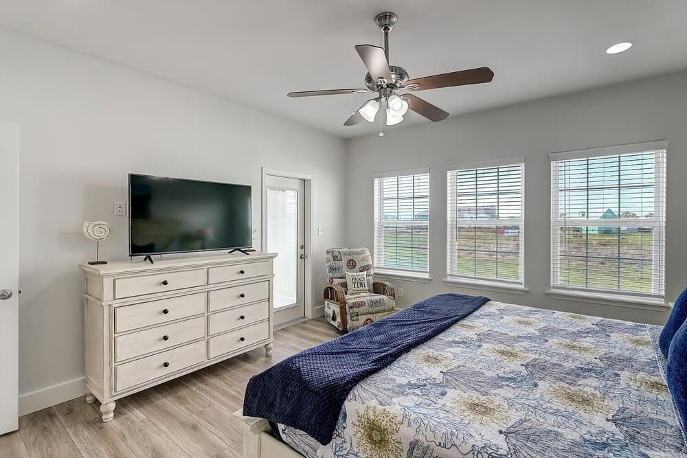 Wave Runner 4 Bedroom Home