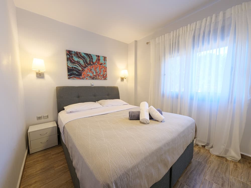 OLD OLIVE TREE COTTAGE