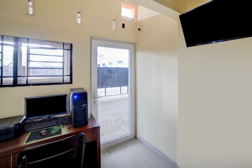 OYO 90683 Teratai Homestay