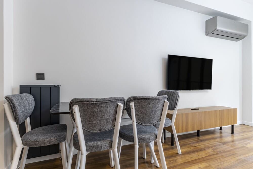 Modern Furnished Comfy 2 1 Flat in Sisli