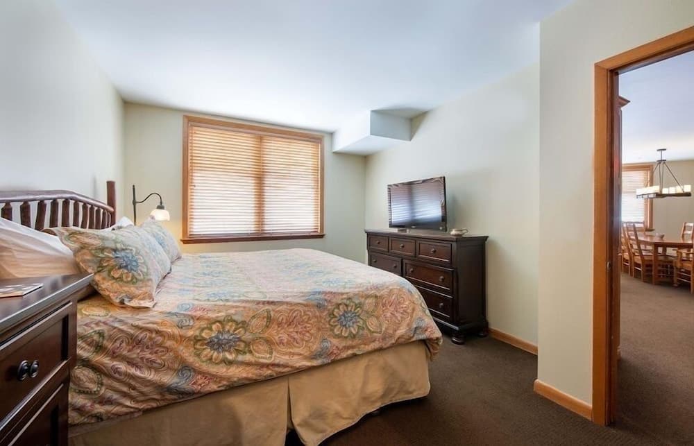 Zephyr Mountain Lodge, Condo 3 Bedroom 3 Condo