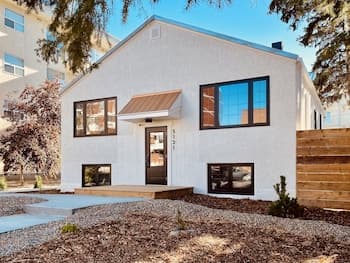 Suite I at The IV HAUS