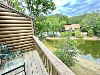 80bpd, Four Bedroom, two 1/2 Bath Log-sided Condo With Lake View , Garage by Redawning