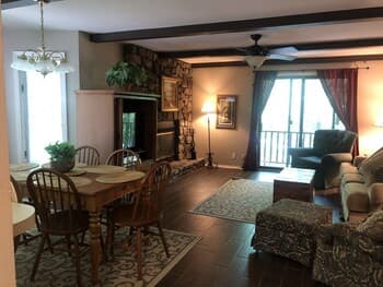 Forest View, Log-sided two Bedroom, two Bath Condo on Lake Ouachita. by Redawning