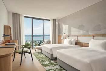 The Yacht Hotel by DC