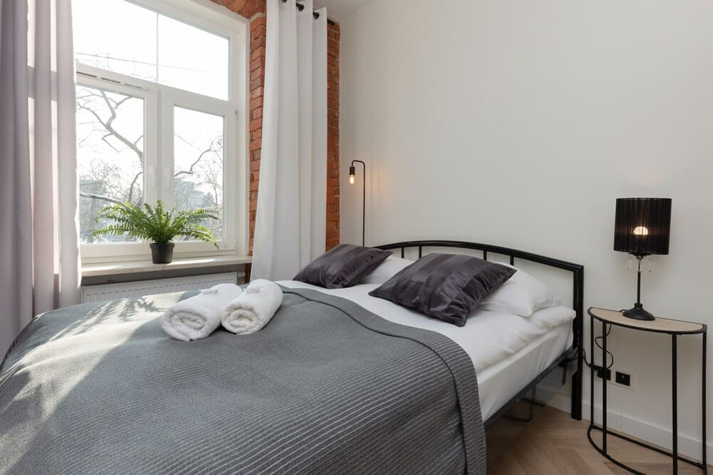 Warsaw Pruszków Apartment by Renters