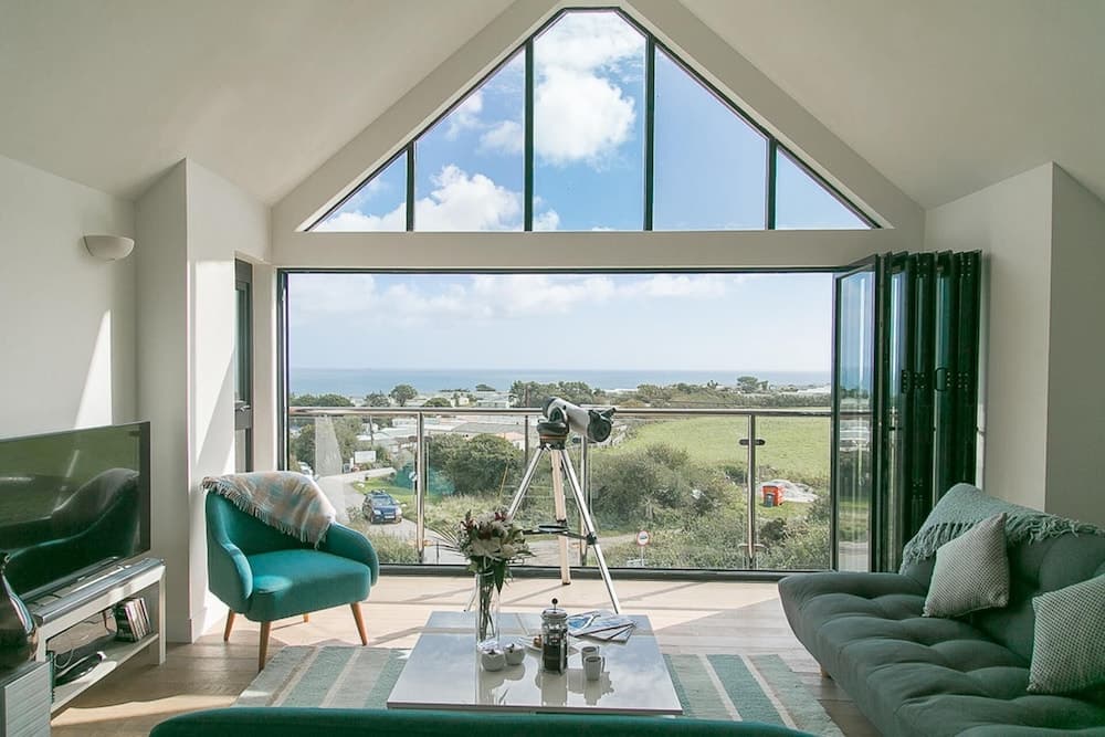 Immaculate 2 Bed Apartment on The Lizard Cornwall