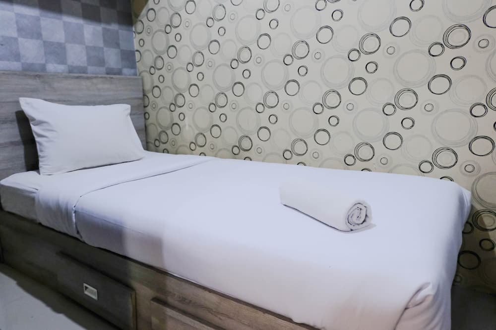 Homey And Cozy 2Br At Jarrdin Cihampelas Apartment