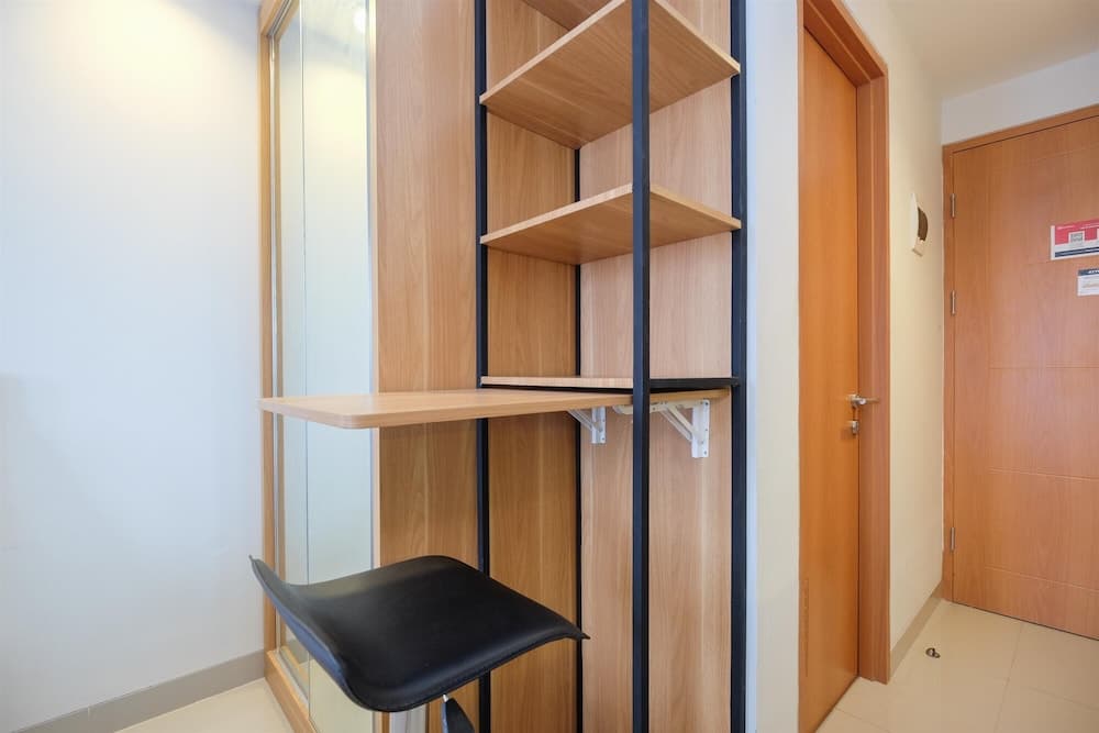 Simply Design Studio Room Evenciio Margonda Apartment