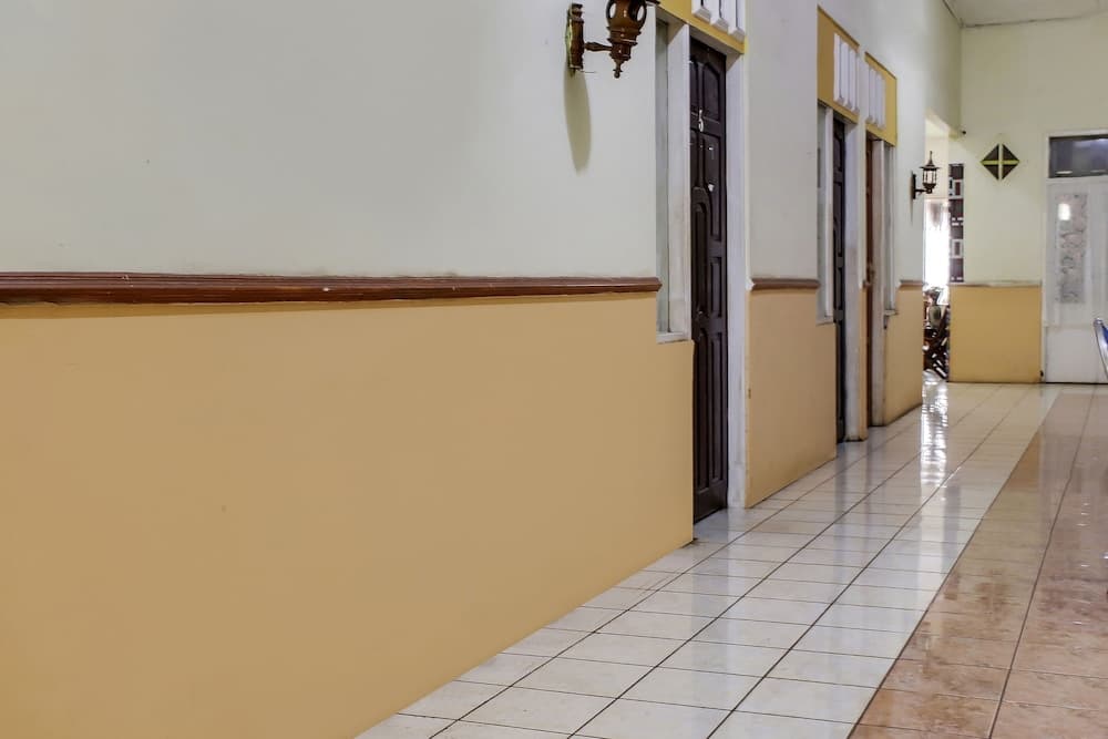 OYO 90316 Hotel Candri Pelaihari