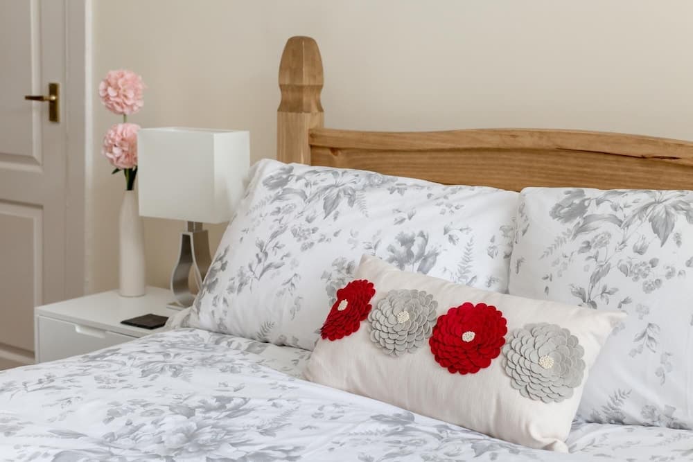 414 Spacious 2 Bedroom Ground Floor Apartment Near Leith