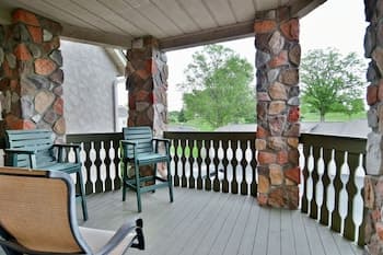 Unit 207 2 Bdrm/ 2 Ba 2 Bedroom Condo