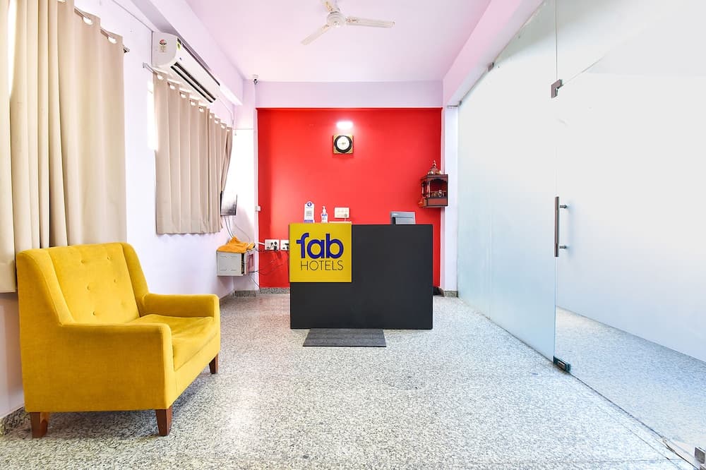 Fabhotel Rushank Palace