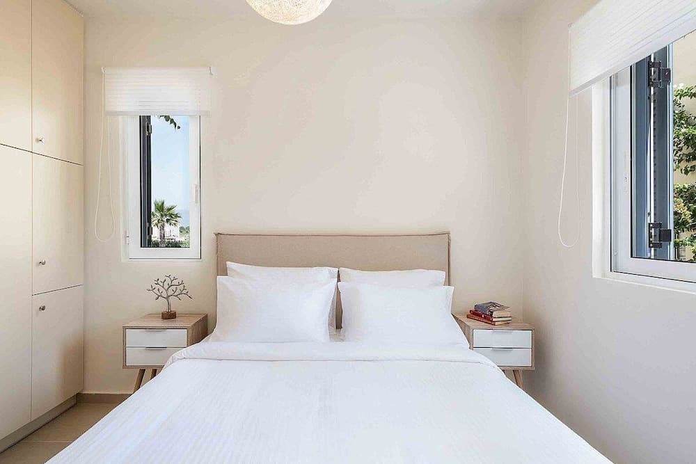 Resitour - Chania Aphrodite Beachfront