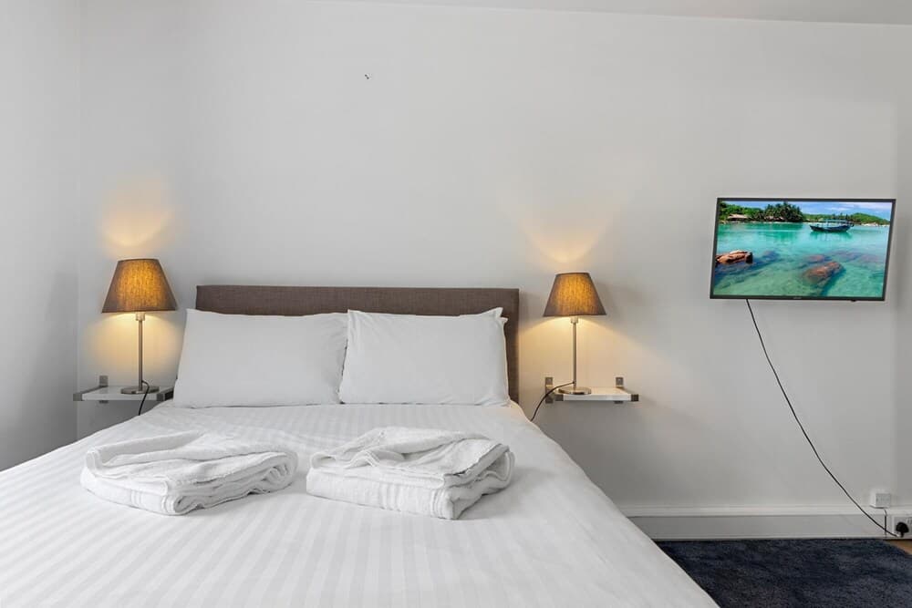 Exeter City Centre Apartments Eden Apartment