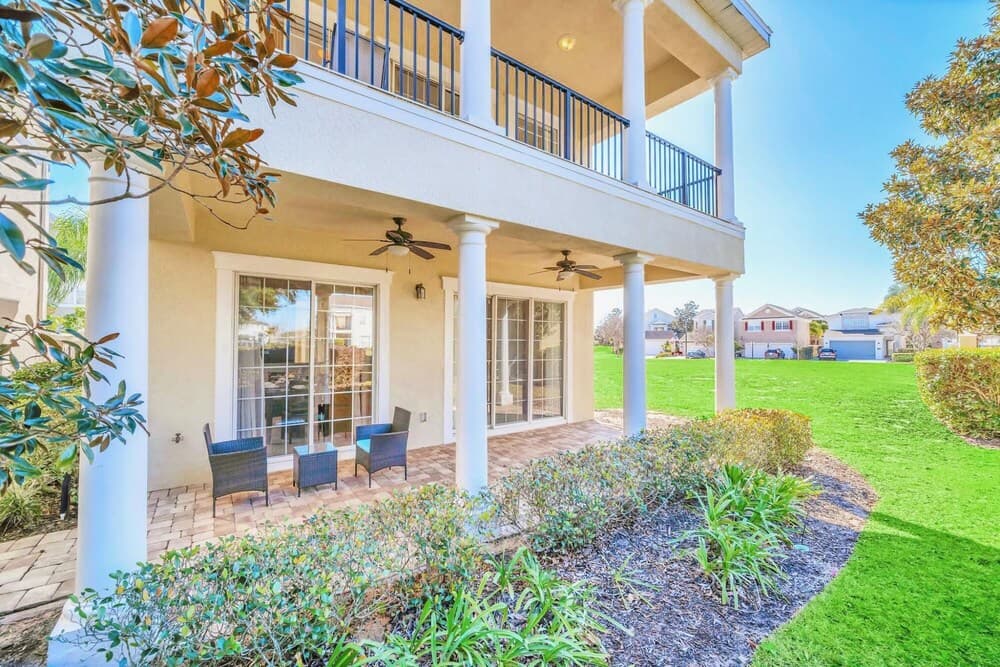 Near Disney - 4BR Home With Pool Hot Tub Games