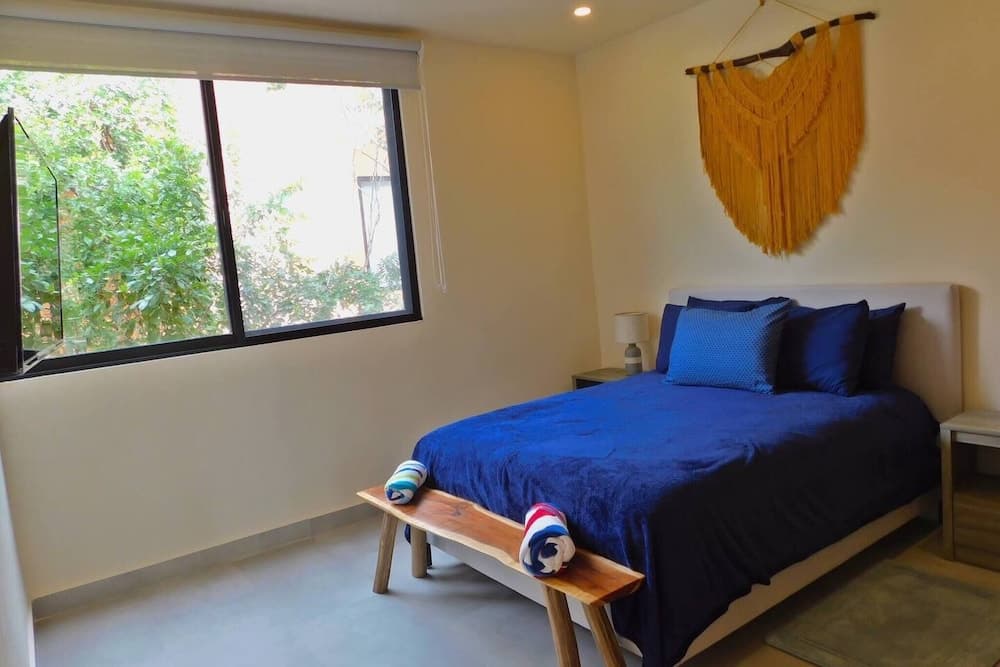 Roomy Apt With Private Terrace - Amazing Amenities