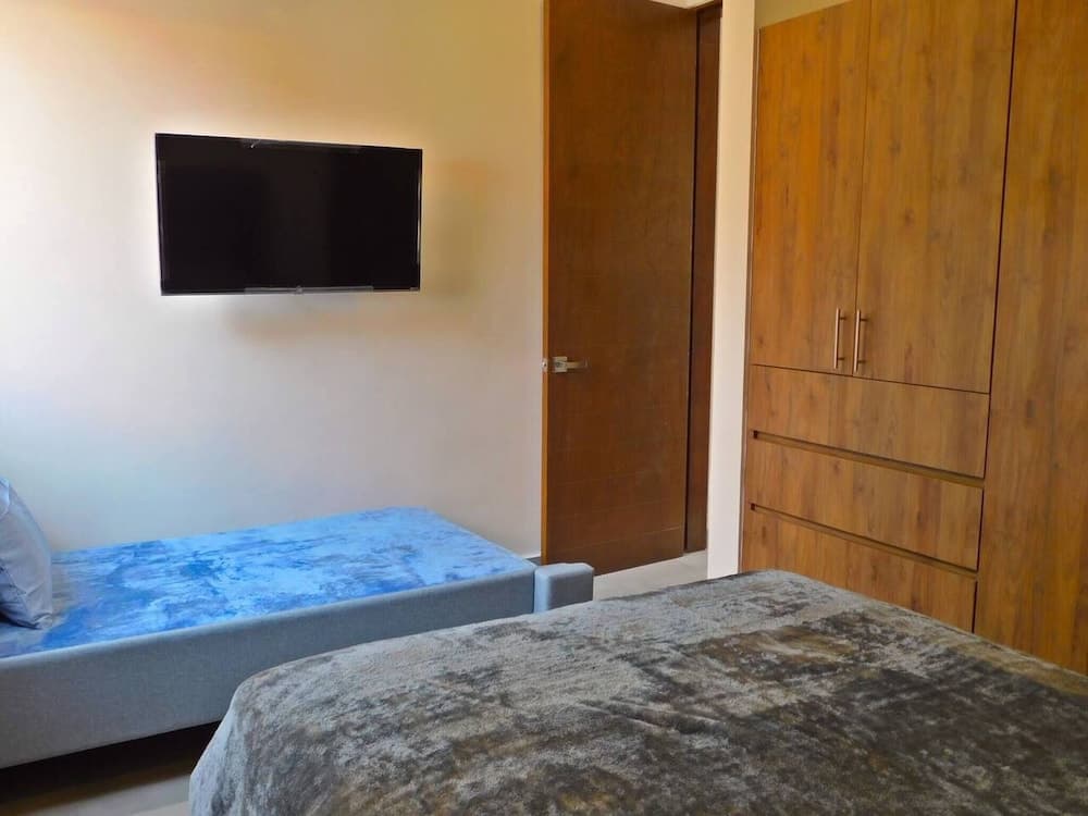 Roomy Apt With Private Terrace - Amazing Amenities