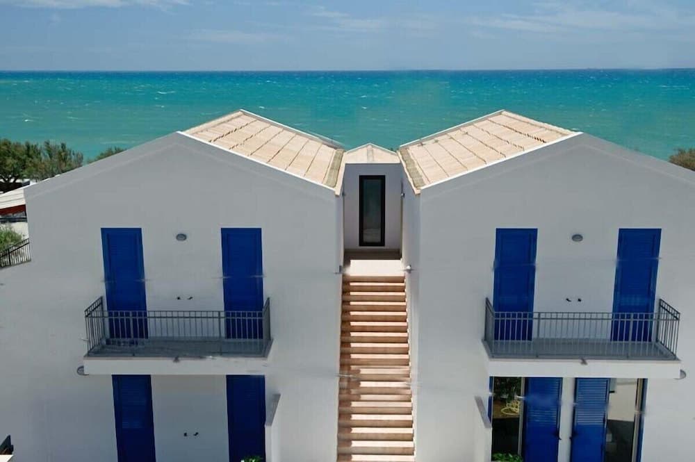 Dolce Mare 5 - Large Balcony With Sea View - Wifi - AC - Next to the Beach