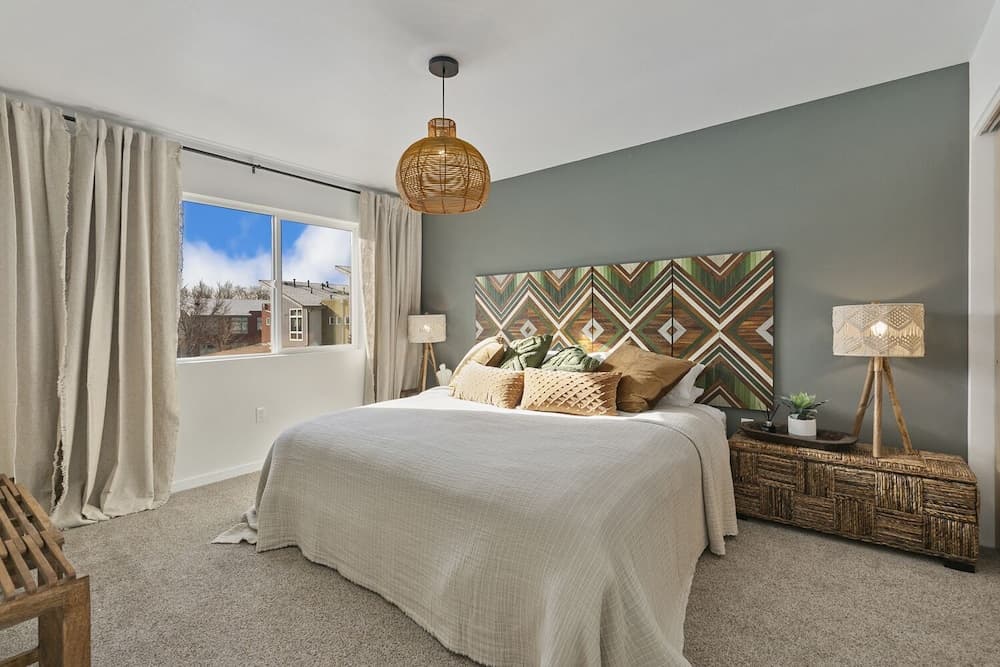 Coopers North in Old Town – Hot Tub & Pool Table!