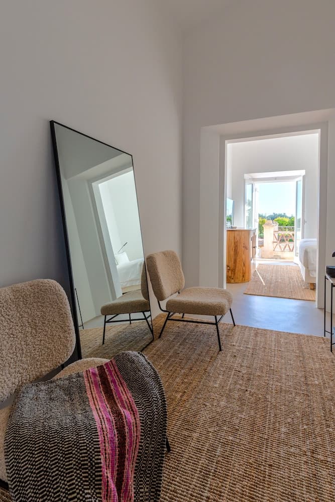 Cenoura-Brava Villas & Suites.