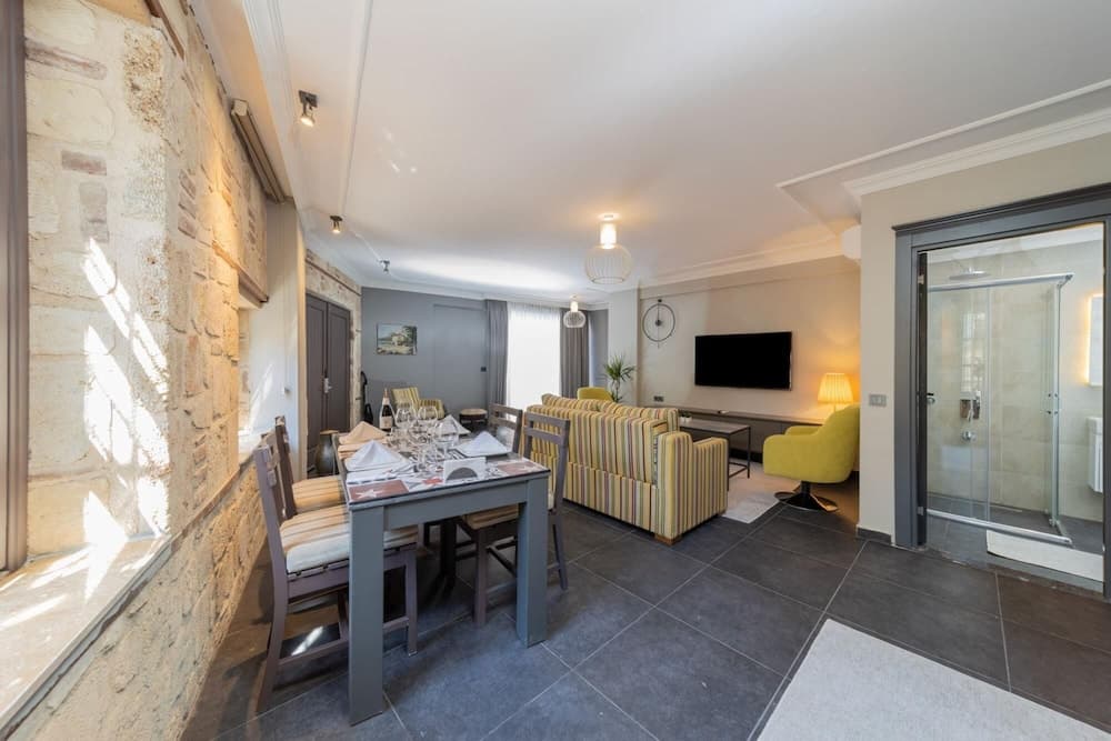 Modern and Fully Furnished Flat in Antalya