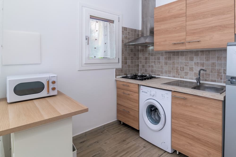 Dimora Oleandro 50m From Beach