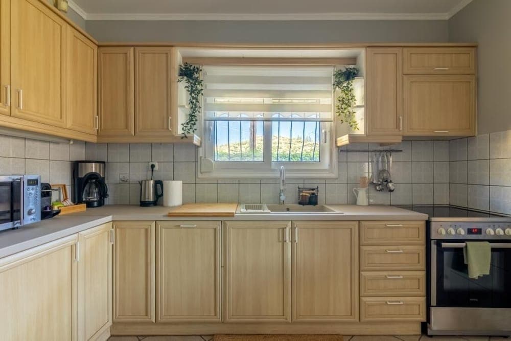 Luxury Garden Villa with Heated Pool